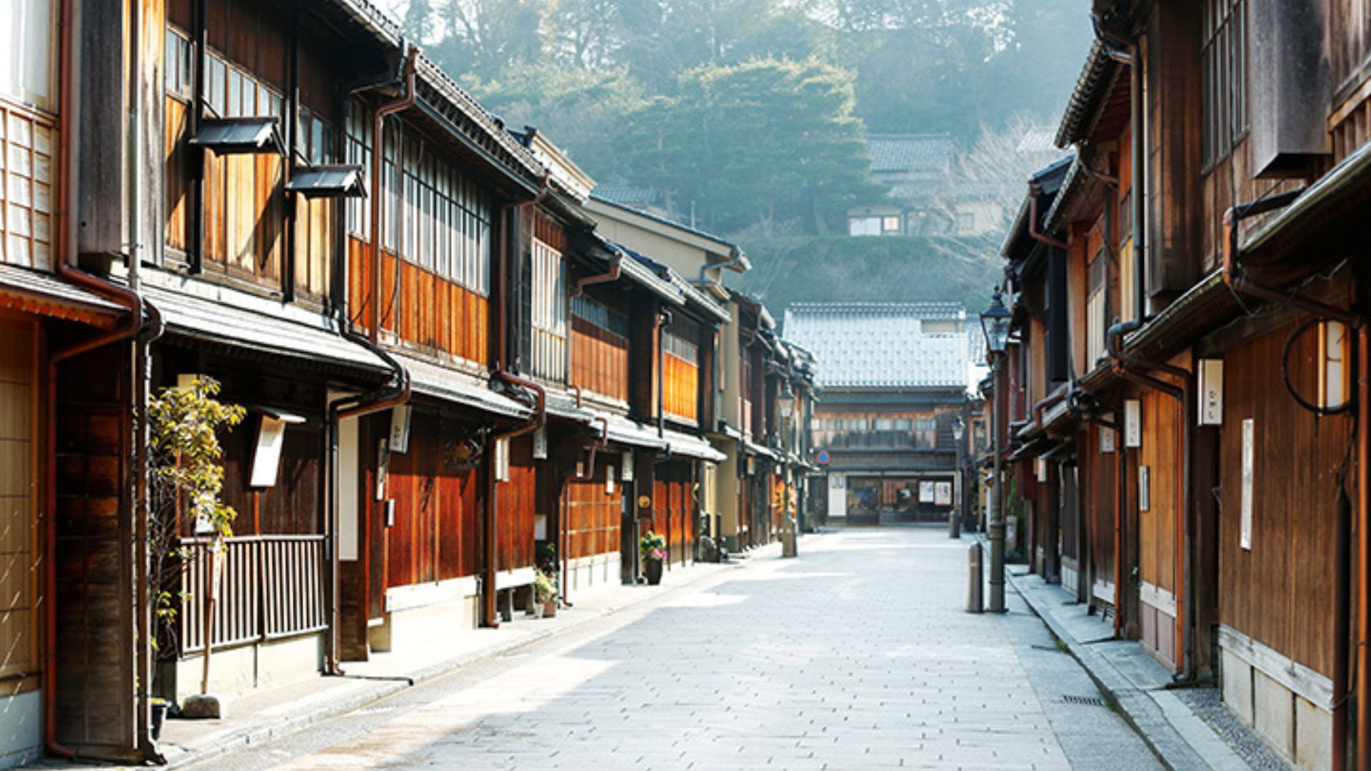 Kanazawa streetscape and highlights